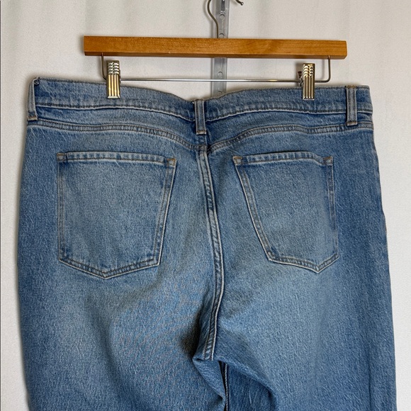 Banana Republic Slouch Cuffed Jeans Women's Size 31 (12) Medium Wash - Picture 6 of 12